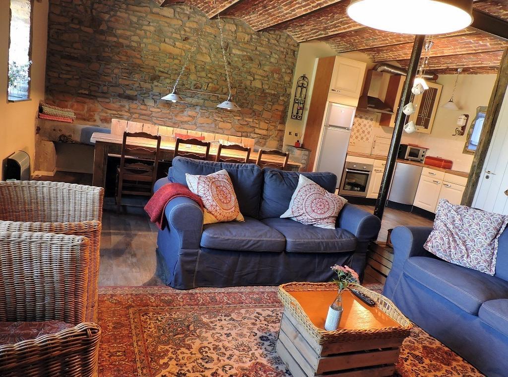 Vakantieboerderij Ferme Le Bleuet Ohey Habitación foto